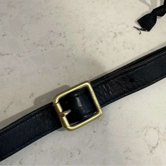 Shinola Little Birdy Wallet Crossbody Bag in black - Picture 4 of 12